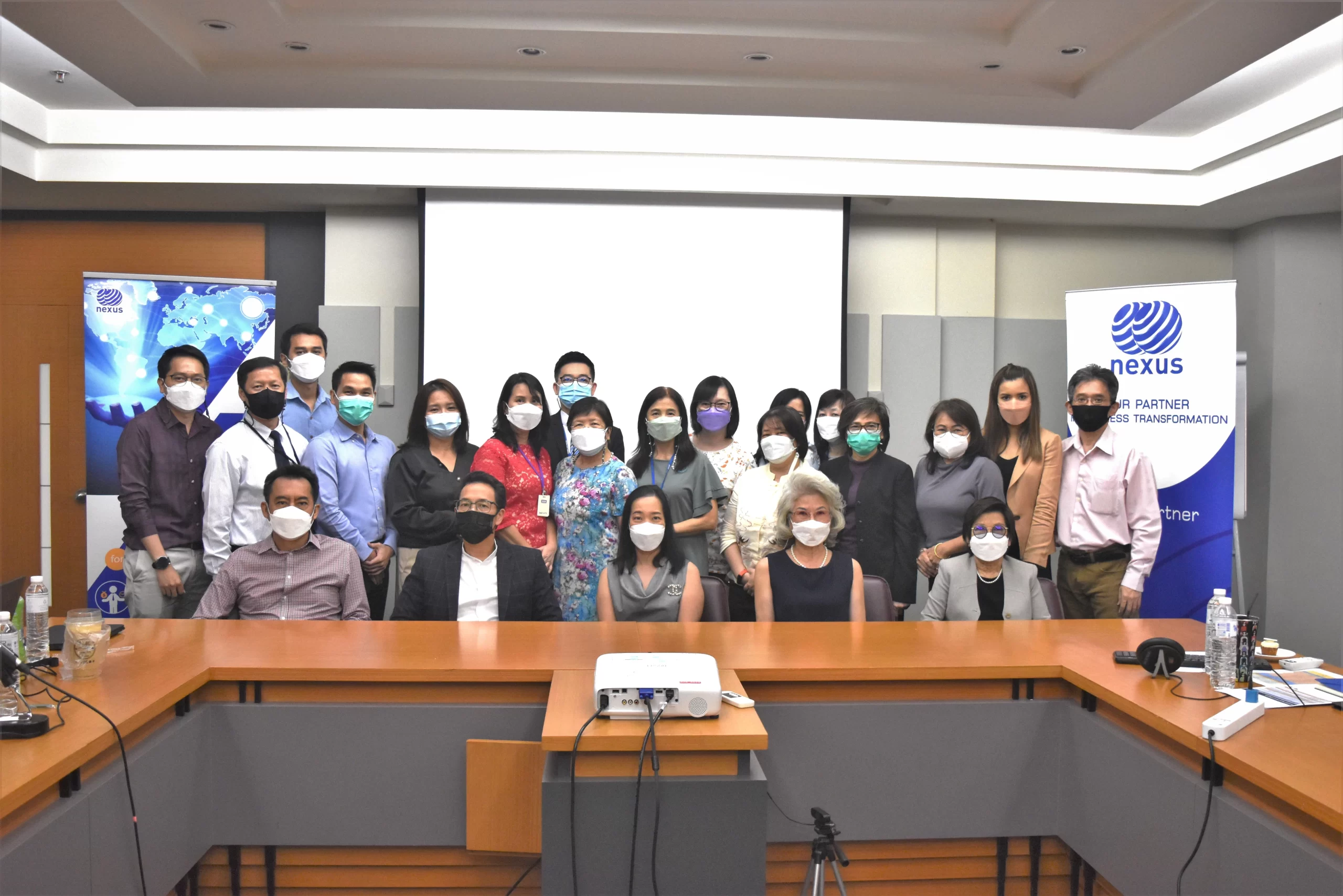 คณะผู้บริหาร SOUTH CITY GROUP คณะผู้บริหาร SOUTH CITY GROUP ไว้วางใจ เน็กซัส SAP Partner วางระบบ RISE with SAP